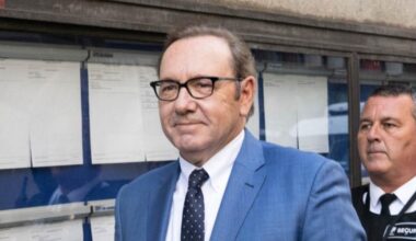 "Estoy viviendo en hoteles, estoy viviendo en Airbnbs. Voy donde está el trabajo. Literalmente no tengo hogar, eso es lo que intento explicar"