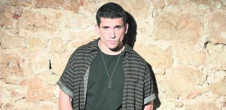 El actor murciano se desplazó hasta Barcelona para grabar una cámara oculta junto a Magna y atendió a MD