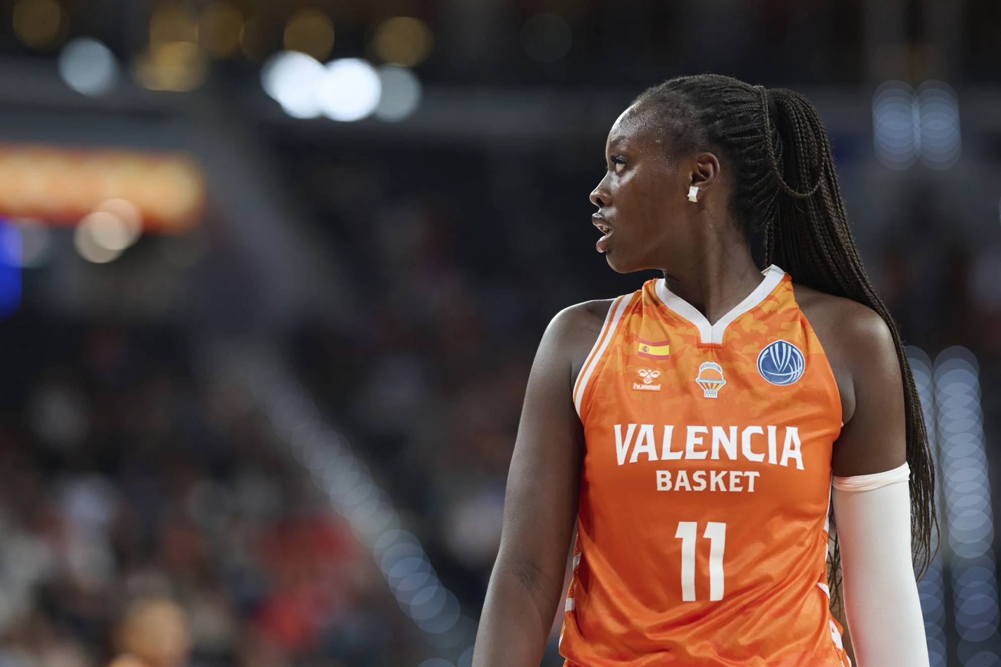 Awa Fam, en un partido del Valencia Basket en la Euroliga Femenina.
