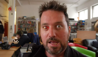 La increíble historia de Rob Spence, el director de cine con una cámara en lugar de ojo