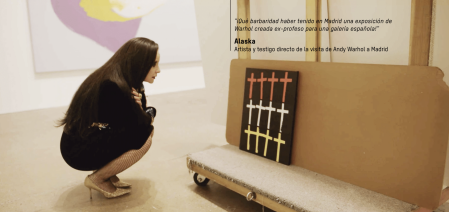 Alaska entrevista a todos los protagonistas del documental.