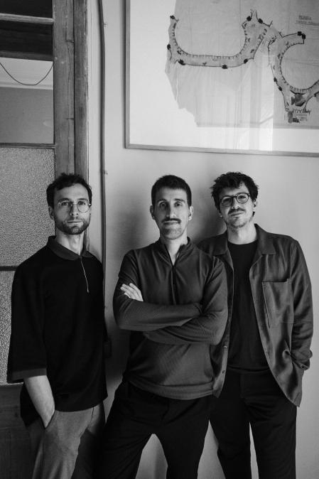 Joan Gener, Adrià Orriols y Miquel Ruiz, al frente delestudio h3o en Barcelona