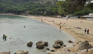 Últimos días de playa en Cala Montgó