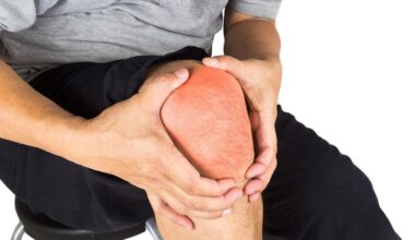 Un estudio revela que el ejercicio en casa es tan eficaz como la fisioterapia para aliviar el dolor de rodilla