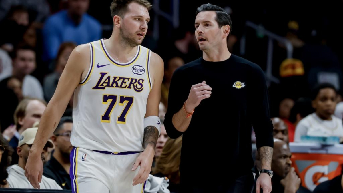 Unos Hawks lastrados de bajas cortan la racha de Doncic y los Lakers