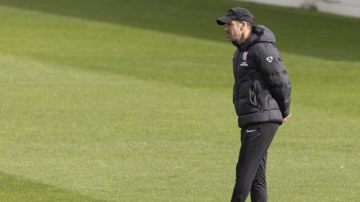 Simeone ensaya con un 'doce' para el duelo ante el Getafe