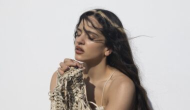 Fotografía promocional del nuevo disco de Rosalía,
