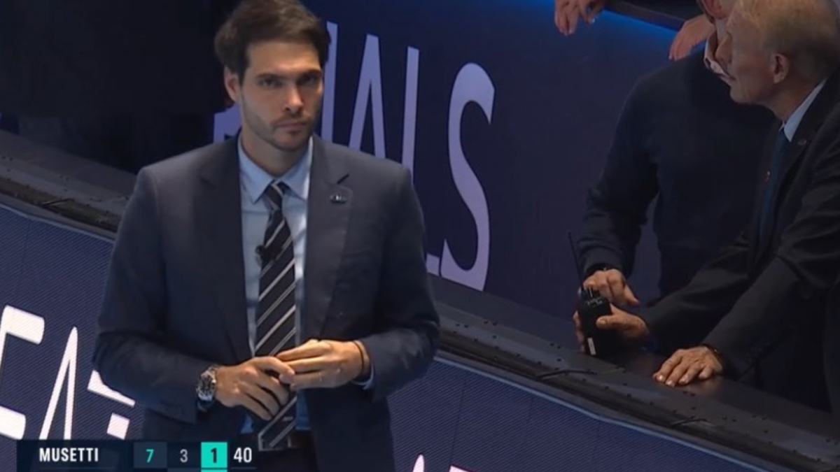 Un incidente en la grada suspende ocho minutos el partido entre De Miñaur y Musetti