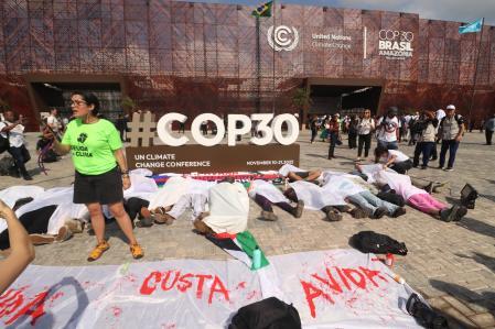 November 10, 2025, Belem, Para, Brazil: Environment activsits hold a protest at the entrance of the 30th United Nations Conference on Climate Change COP-30 in the city of Belem in Para, Brazil.