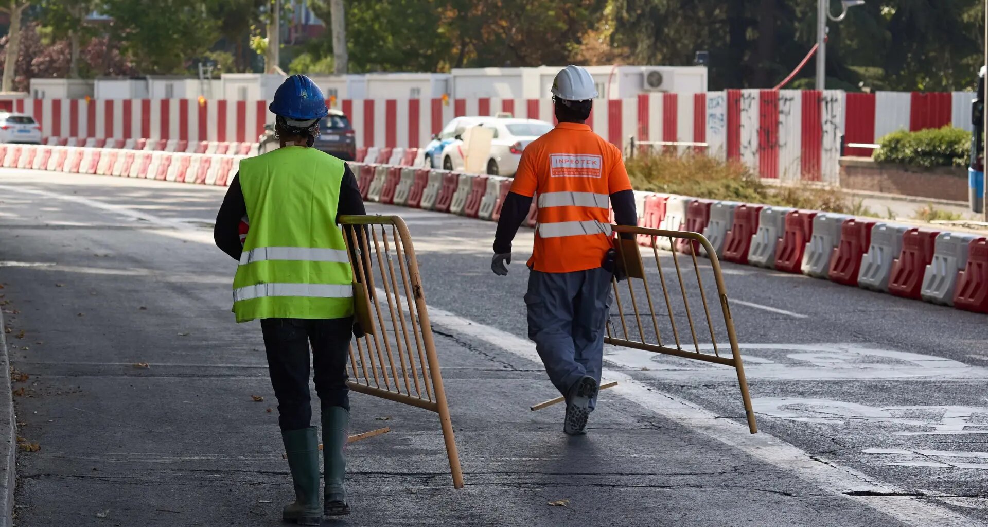 el sueldo medio español es ya 6.100 euros más bajo que el de la UE