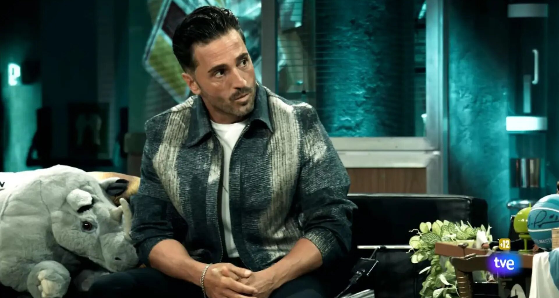 El 'zasca' de Bustamante a Broncano en 'La Revuelta': "Si quieres doy la dirección donde vives tú"