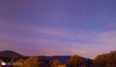 Imagen de la aurora boreal que iluminó el cielo de Prades.