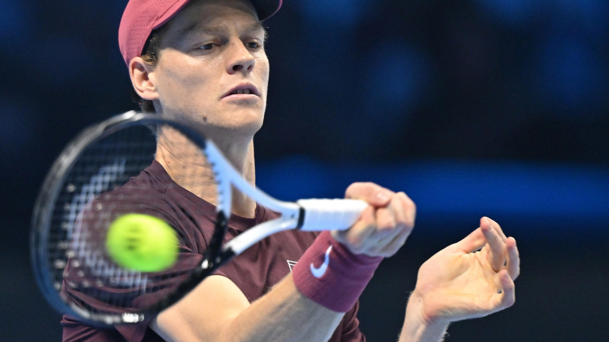 Jannik Sinner no regala nada y firma la quinta mejor racha en pista dura bajo techo