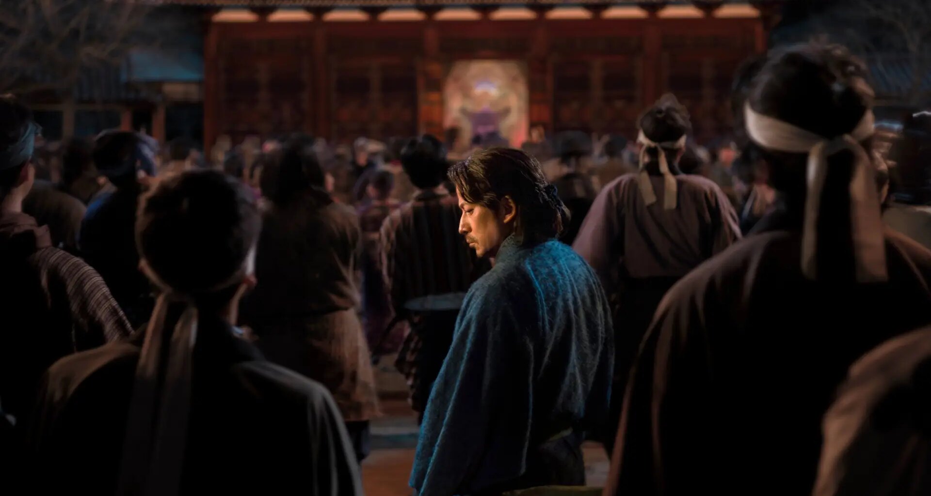 una aventura de acción con intrigas y buenos espadazos