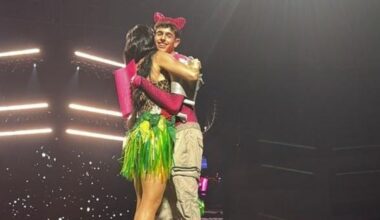 El joven de Reus que se hizo viral al enseñar catalán a Katy Perry: «Estaba nervioso y emocionado»