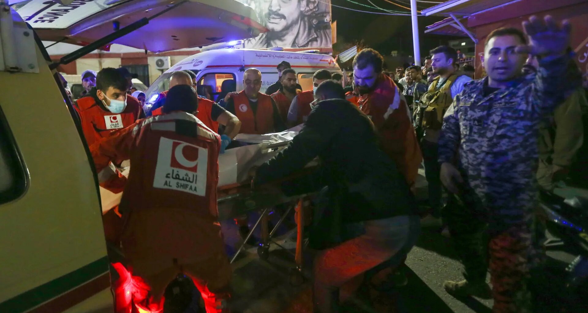 Al menos trece muertos en un ataque israelí contra el mayor campamento de refugiados palestinos en Líbano