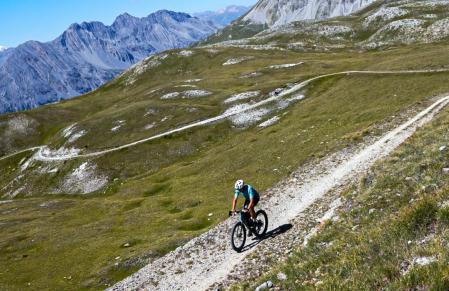 marcha gravel stelvio santini 2026