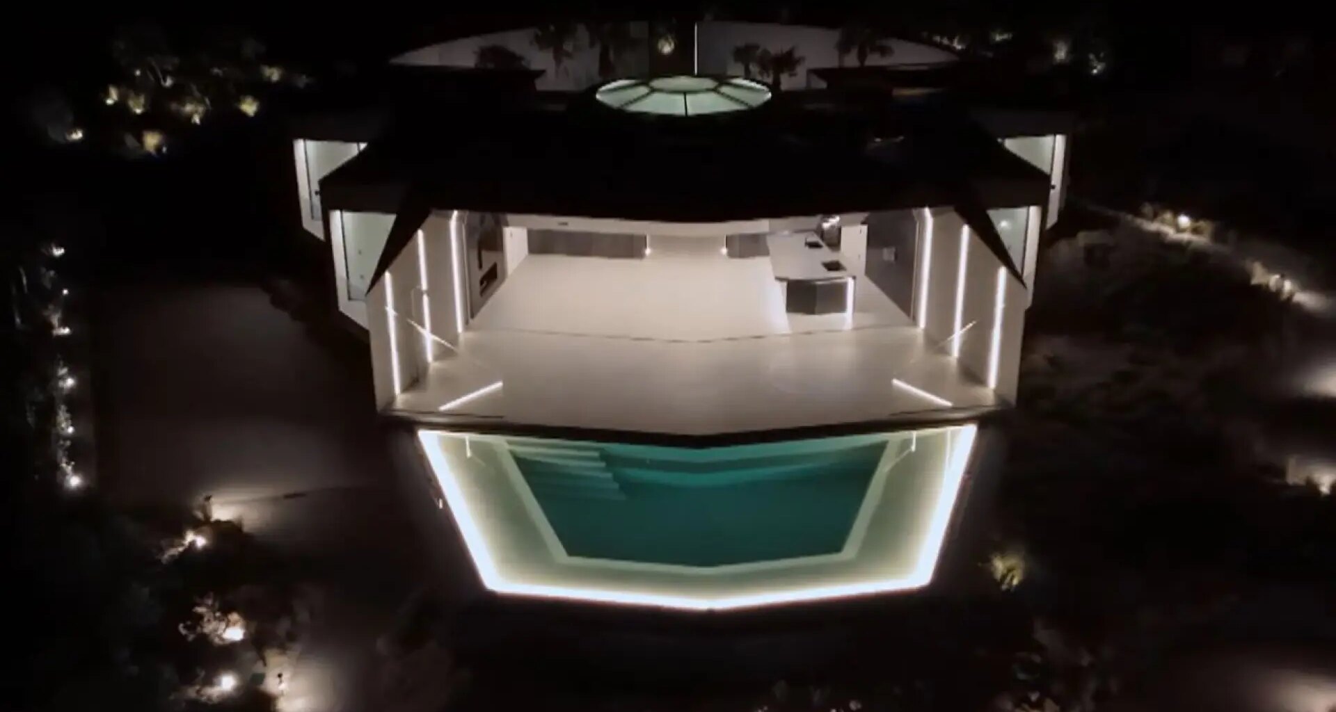 La casa de 9 millones de euros que se inspira en el Halcón Milenario de 'Star Wars' y que salió en 'Callejeros'