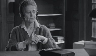 Charlotte Rampling protagoniza 'L'ancre', un film que aborda la psicosis huyendo del thriller