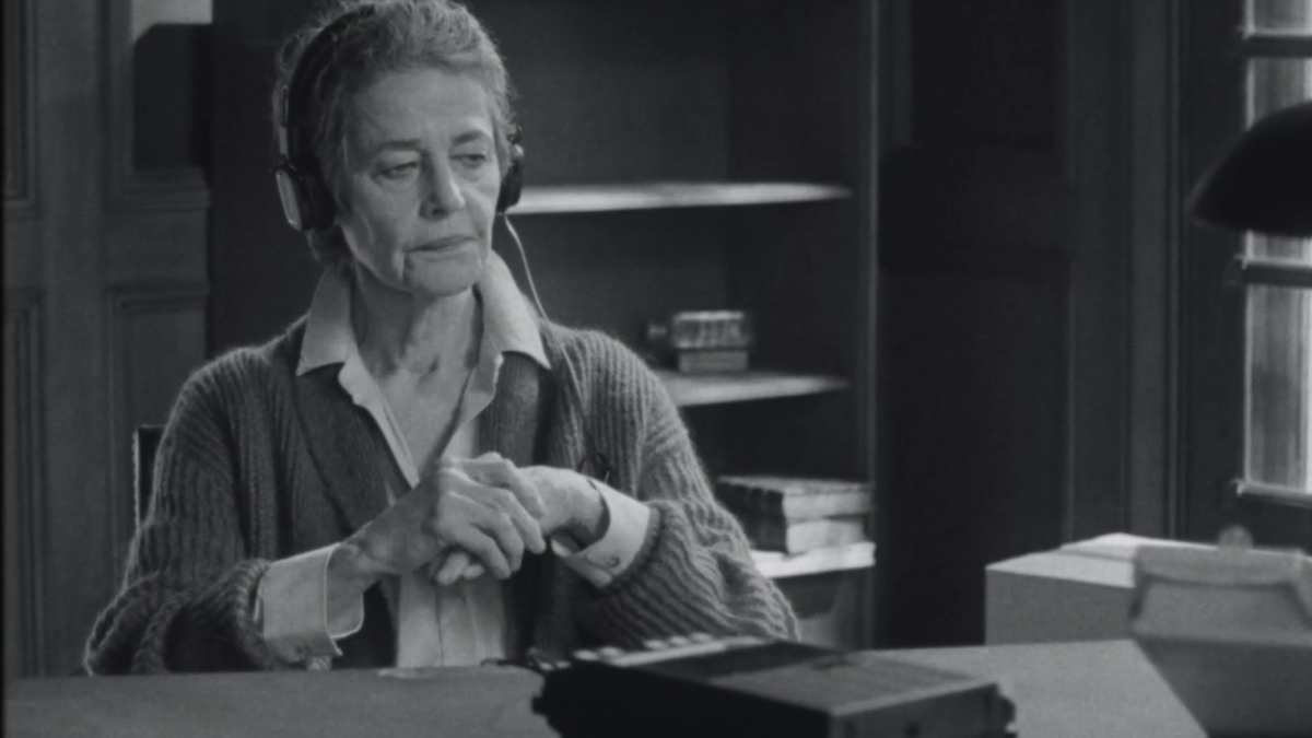 Charlotte Rampling protagoniza 'L'ancre', un film que aborda la psicosis huyendo del thriller