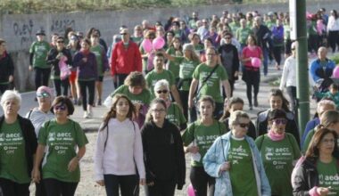 Una caminata contra el cáncer de mama en Lleida.