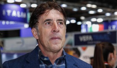 La presencia de Perico Delgado en RTVE, aún en el aire dos meses después de su polémica con las protestas propalestinas de la Vuelta