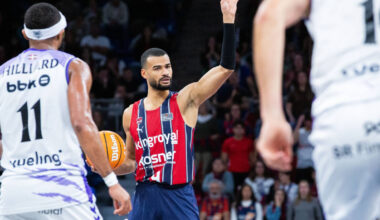 El Baskonia arrolla en el derbi vasco tras una primera parte de récord
