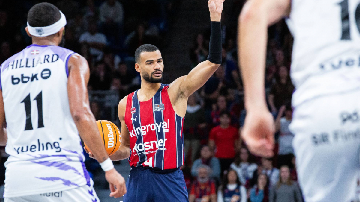 El Baskonia arrolla en el derbi vasco tras una primera parte de récord
