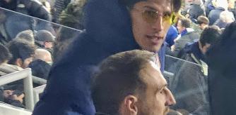 Oblak y Giuliano, descarte de última hora, acompañaron al Atlético desde el palco