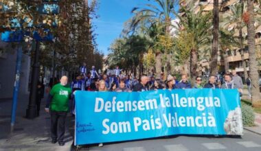 TVE abre la puerta a emitir La 2 y Clan en catalán en Valencia a petición del consejero de Puigdemont en el ente