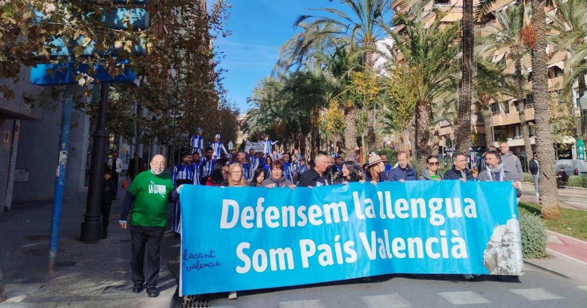 TVE abre la puerta a emitir La 2 y Clan en catalán en Valencia a petición del consejero de Puigdemont en el ente