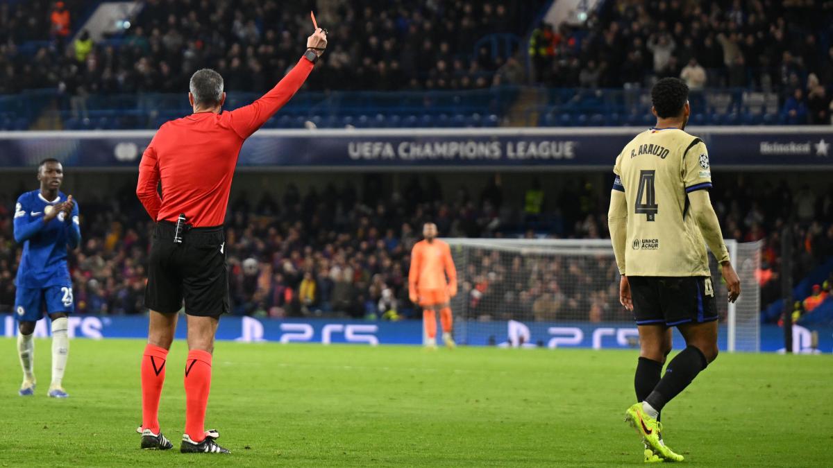 La expulsión de Araujo, decisiva