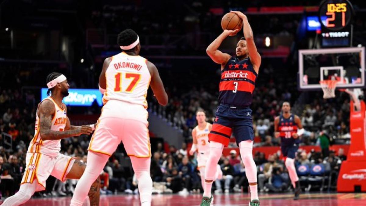 McCollum resucita a los Wizards y Orlando aplasta sin piedad a Philadelphia