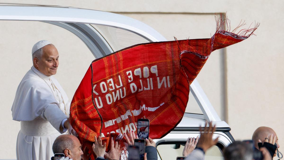 León XIV inicia su primer viaje a Turquía y Líbano en pleno auge de la tensión regional