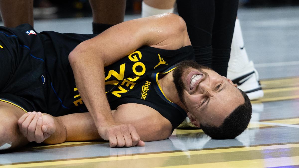 Los Rockets se vengan de unos Warriors que pierden a Curry