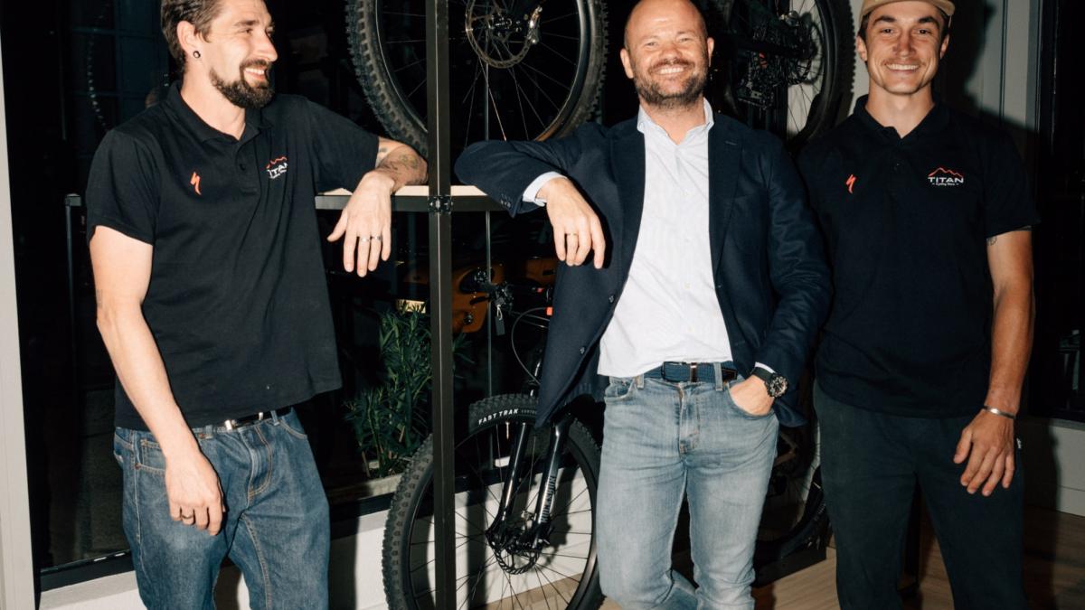 así nace Titan Cycling Store