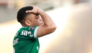 ¡Inconcebible pifia de Vitor Roque en la final de la Copa Libertadores!