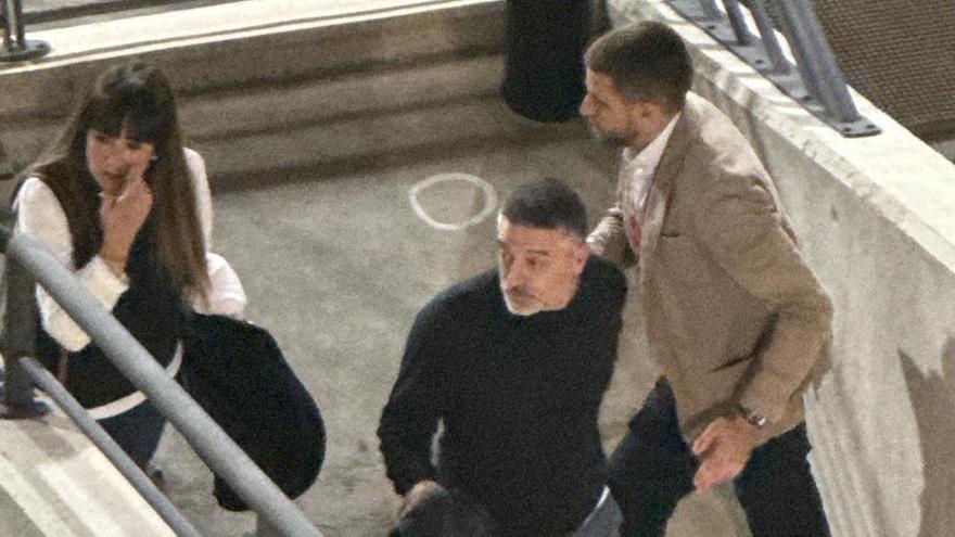 Pimienta, en el palco del Gran Canaria, junto a Luis Benitez-Inglott García, integrante de la dirección deportiva.