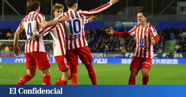 Un autogol de Duarte mantiene al Atleti al acecho de Real Madrid y Barcelona (0-1)