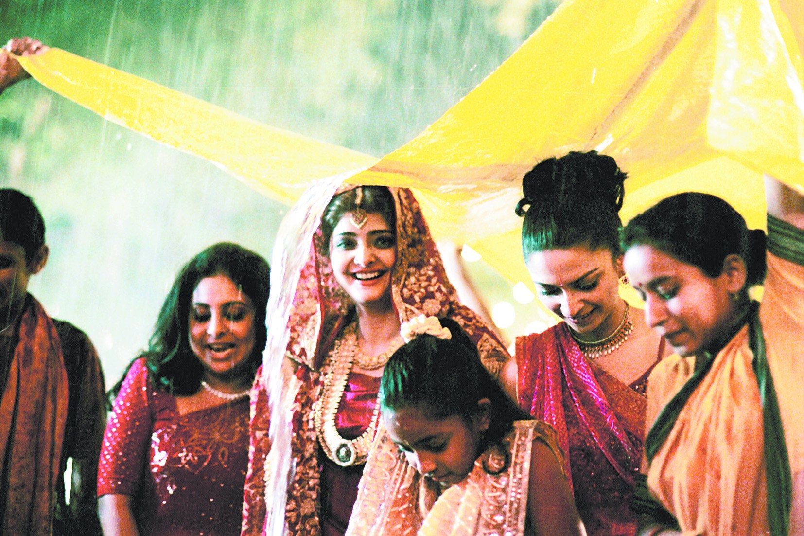 Un fotograma de 'La boda del monzón', dirigida por la madre del alcalde de Nueva York, Mira Nair