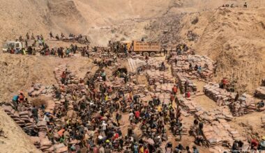 Al menos 32 muertos por derrumbe en mina en RD Congo – DW – 16/11/2025