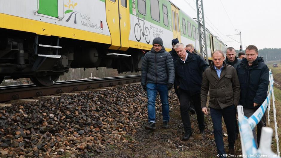 Polonia acusa a Rusia de sabotaje ferroviario – DW – 18/11/2025