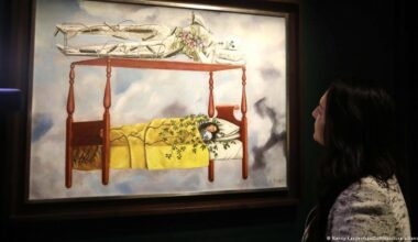 Subastan obra de Frida Kahlo en cifra récord para una mujer – DW – 21/11/2025