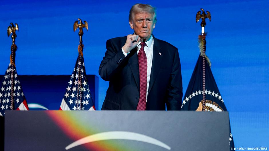 Trump indulta a expresidente hondureño Juan O. Hernández – DW – 28/11/2025