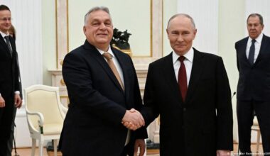 Putin recibe a Orbán en el Kremlin para hablar de Ucrania – DW – 28/11/2025