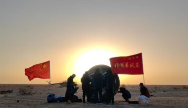 Primera crisis en el programa espacial tripulado chino: la tripulación de la Shenzhou 20 regresa en la Shenzhou 21 debido a desperfectos en su nave