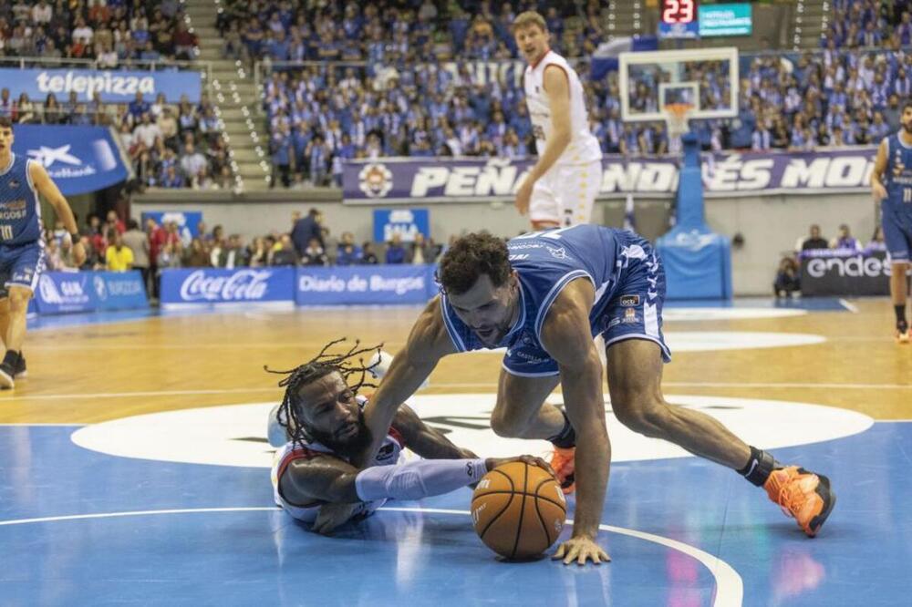 El San Pablo Burgos repite la novatada en su regreso a la ACB