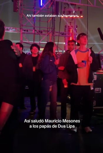 Familia de Dua Lipa celebró