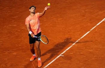 Mariano Navone y una postal