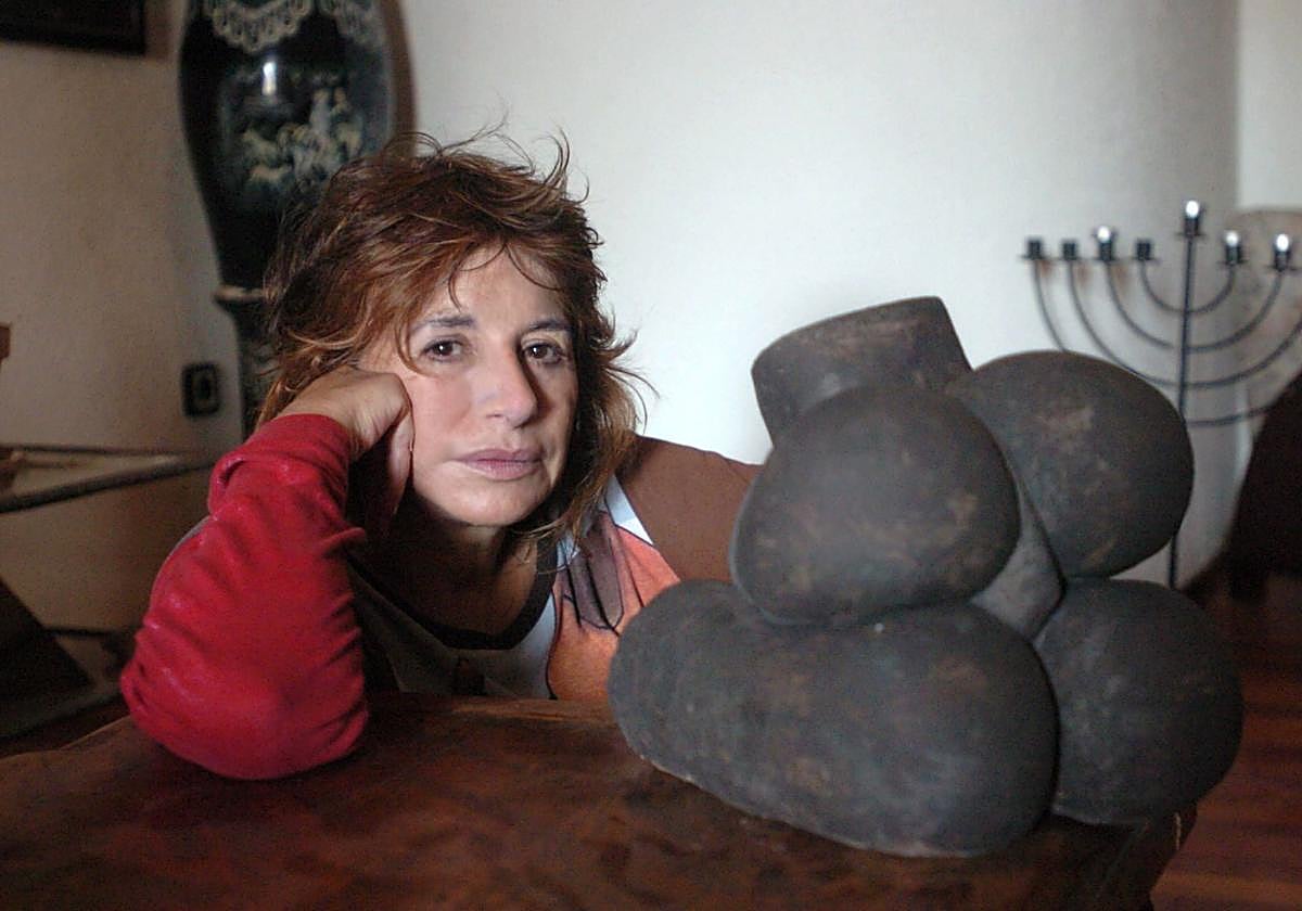 La vida de la polifacética y admirada artista cartagenera Dora Catarineu, en imágenes